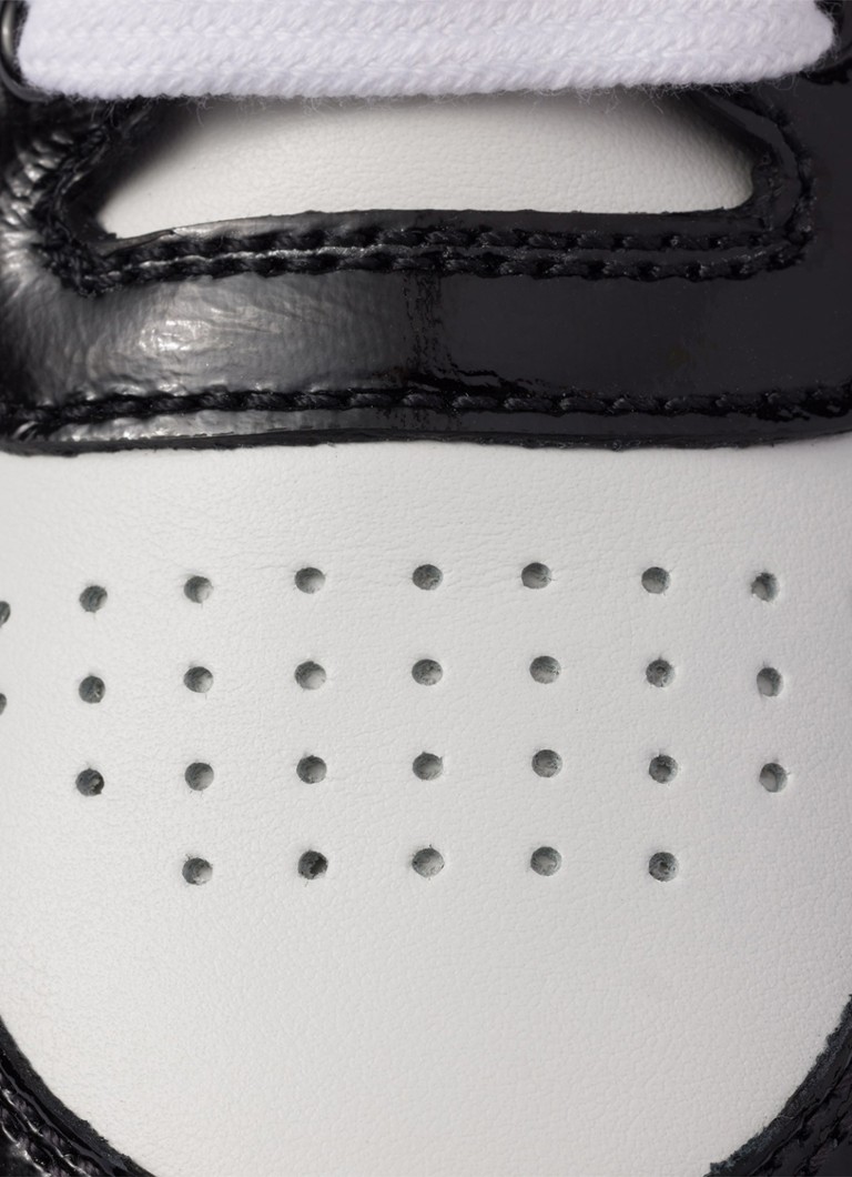 Prada  Downtown sneaker van leer met logo