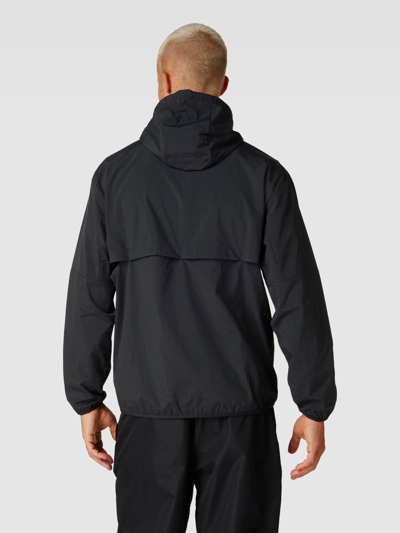 Trainingsjacke mit Label-Stitching in schwarz