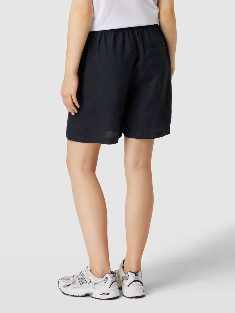 Shorts aus Leinen mit Paspeltasche am Gesäß in marineblau