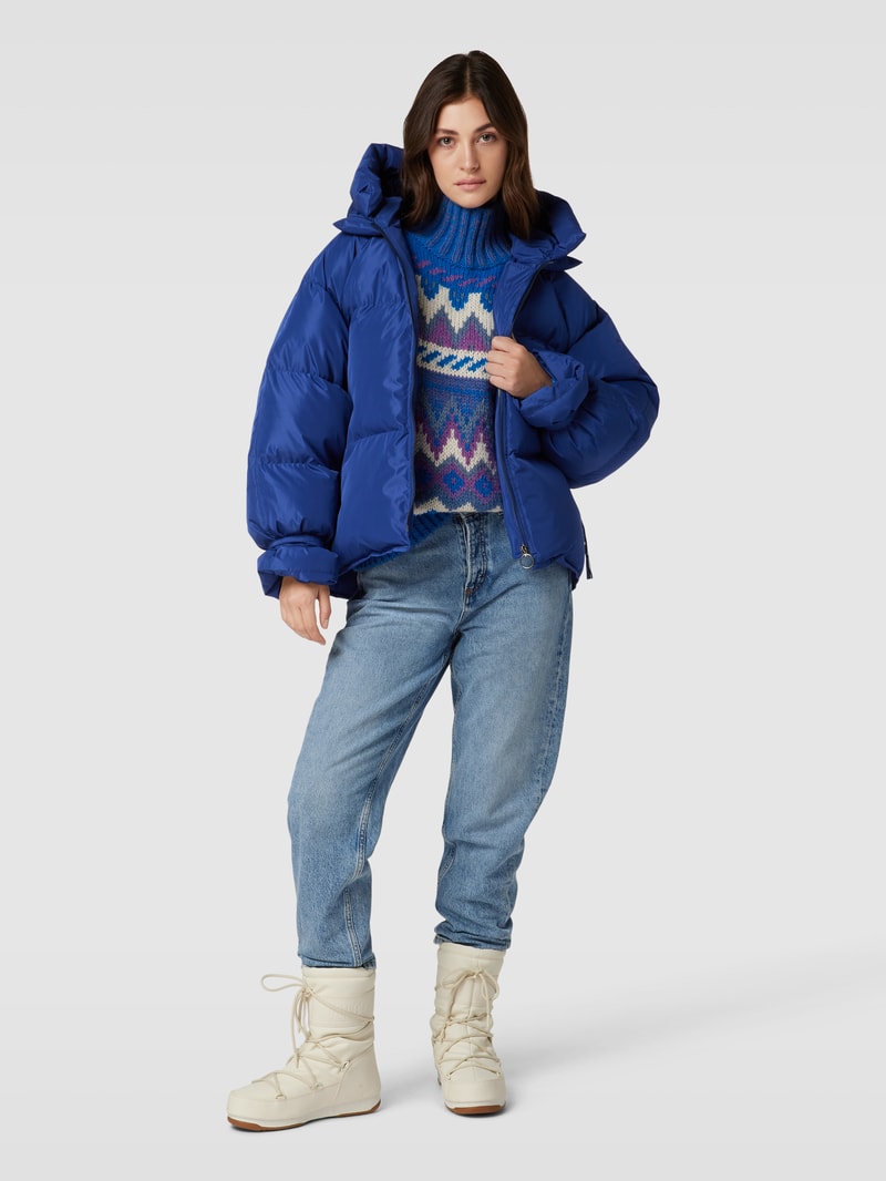 Steppjacke mit Kapuze in royalblau