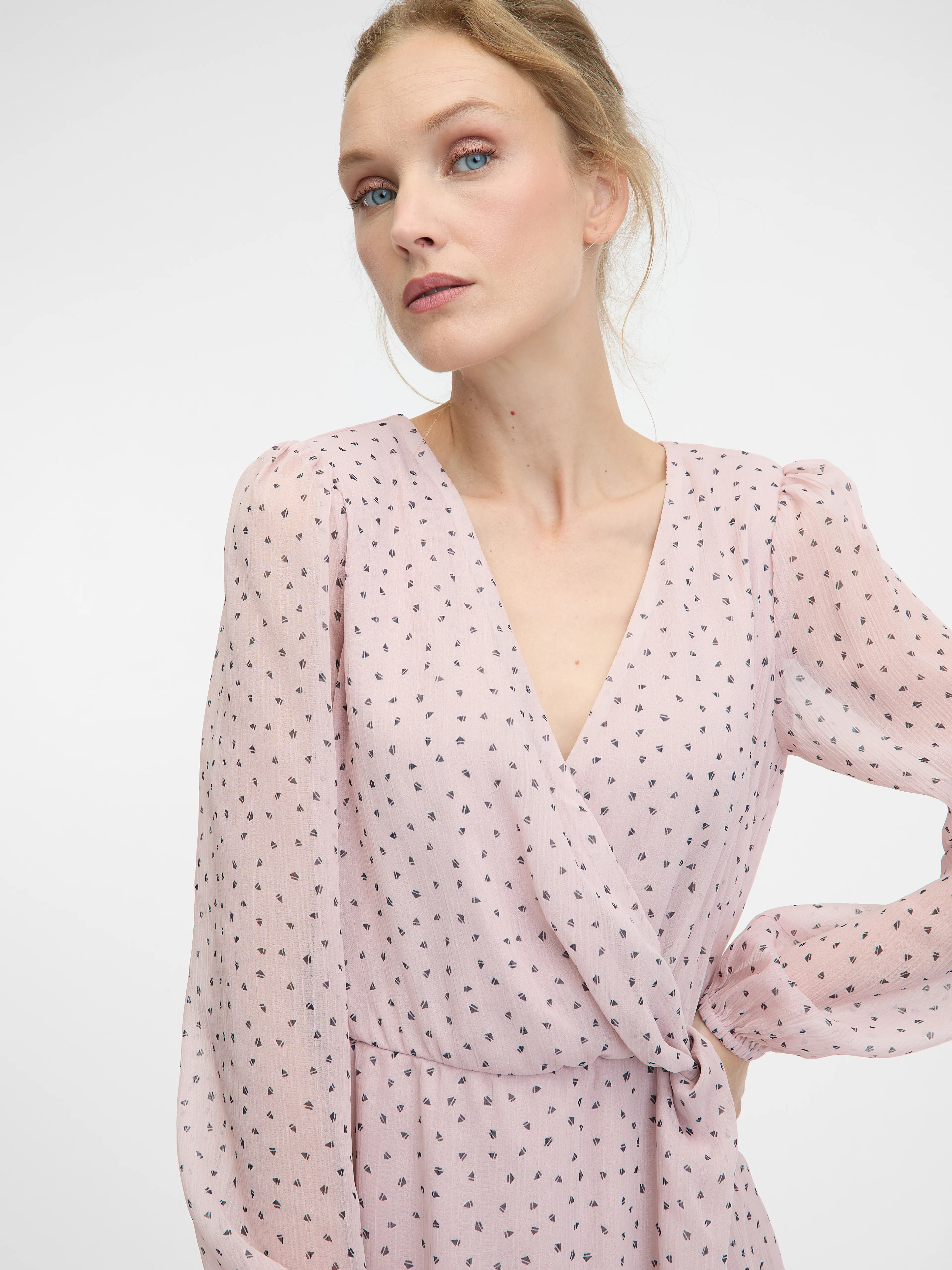 Hellrosa knielanges Damenkleid ORSAY