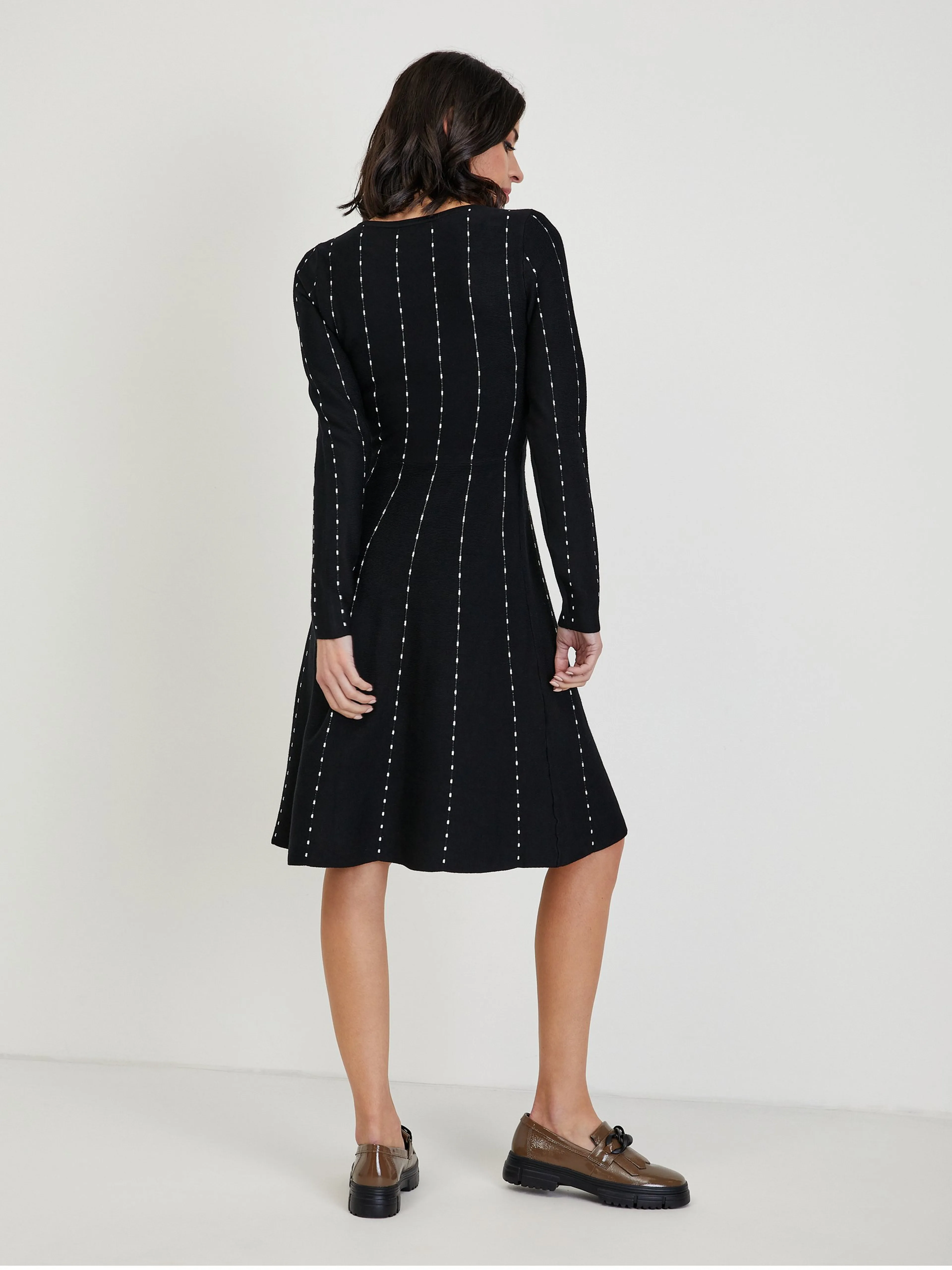 Schwarz gemustertes Damen-Pulloverkleid ORSAY