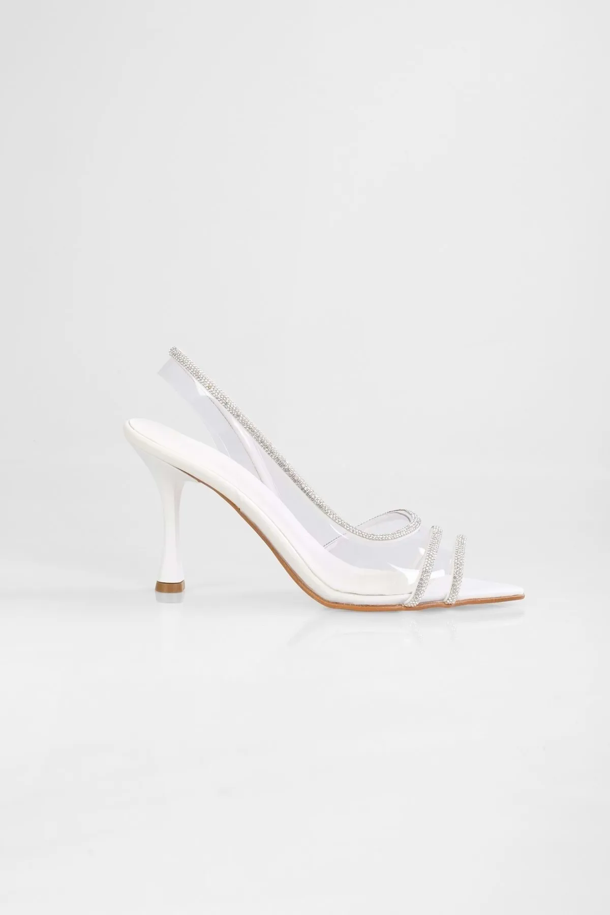 Shoeberry  Antoi weiße transparente Schuhe mit geripptem Steinabsatz für Damen