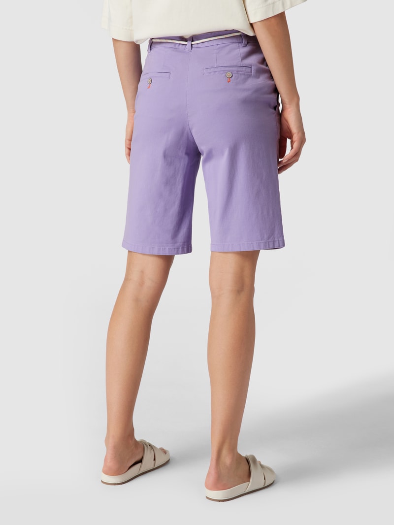 Bermudas mit seitlichen Eingrifftaschen in flieder