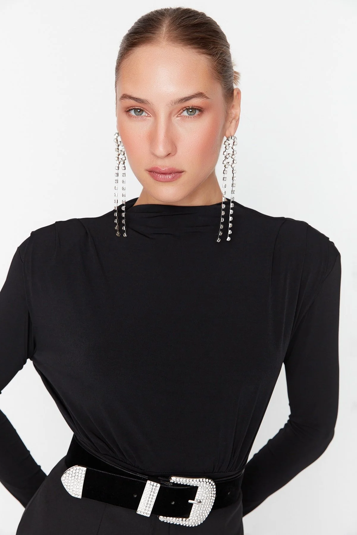 Trendyol Collection  Schwarzer Strick-Body mit Druckknöpfen TPRAW23BD00048