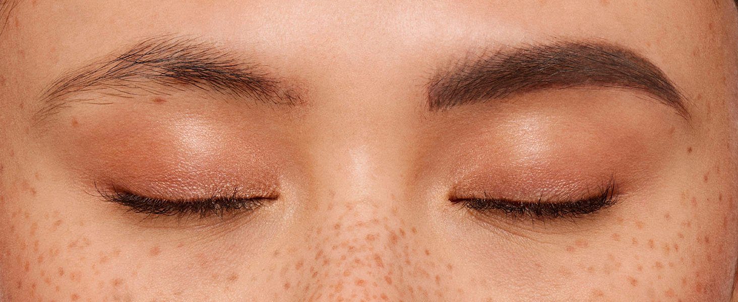 L'ORÉAL PARIS Augenbrauen-Stift Brow Artist Skinny Definer, Augen-Make-Up, in Stiftform mit Spiralbürste