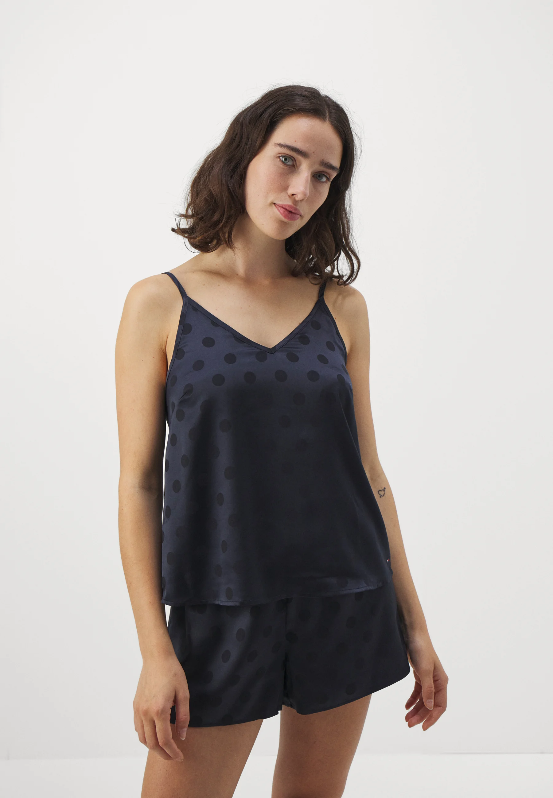 Camisola y pantuflas Tommy Hilfiger de regalo - Pijamas