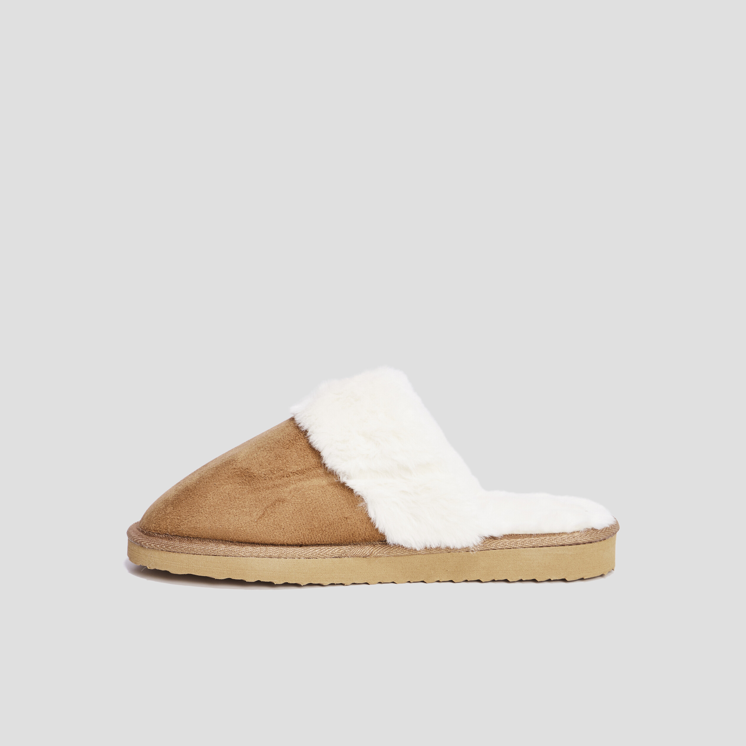 Chaussons mules détail fourrure camel femme | La Halle