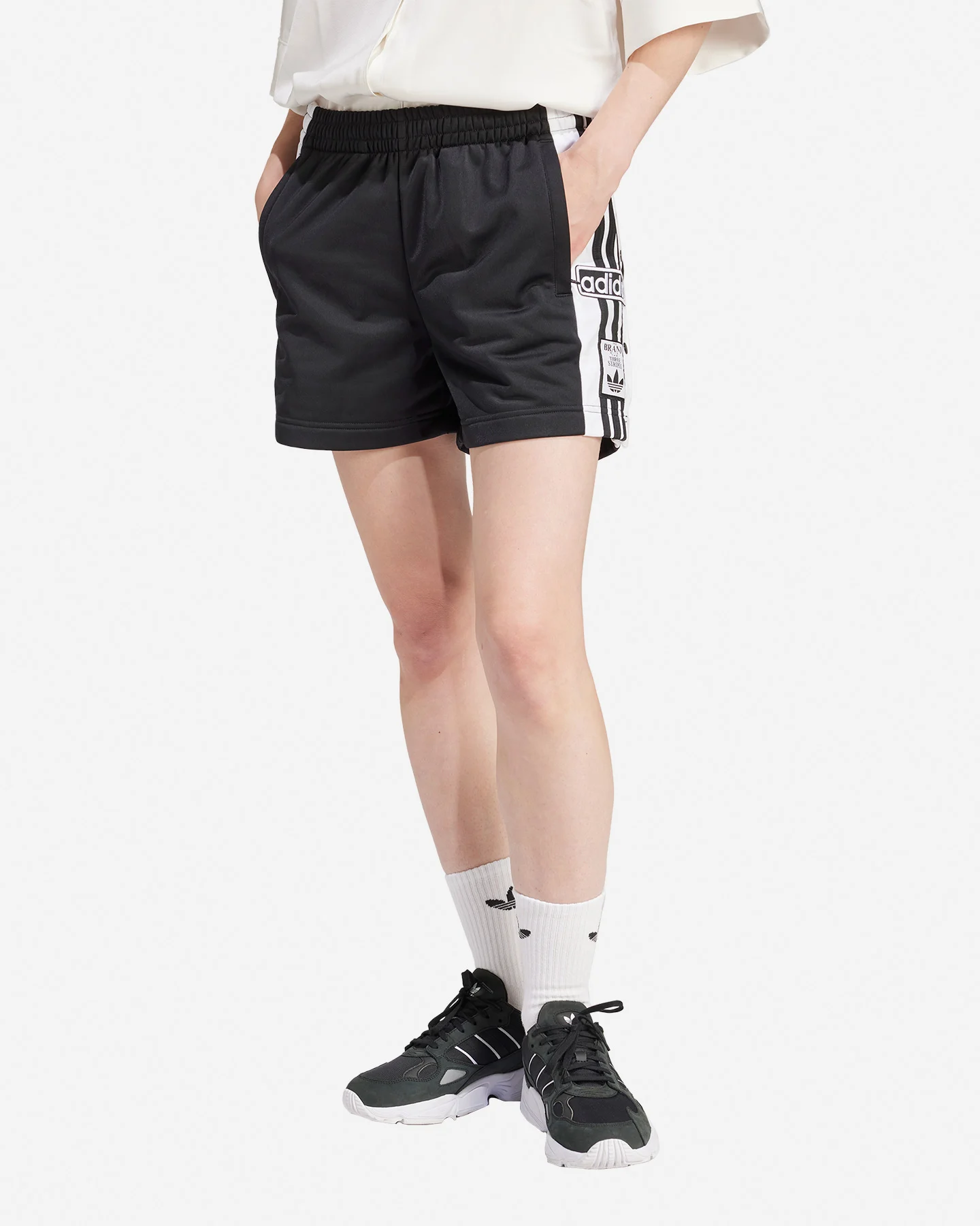 Bermudy Adidas Originals Adibreak W IU2518