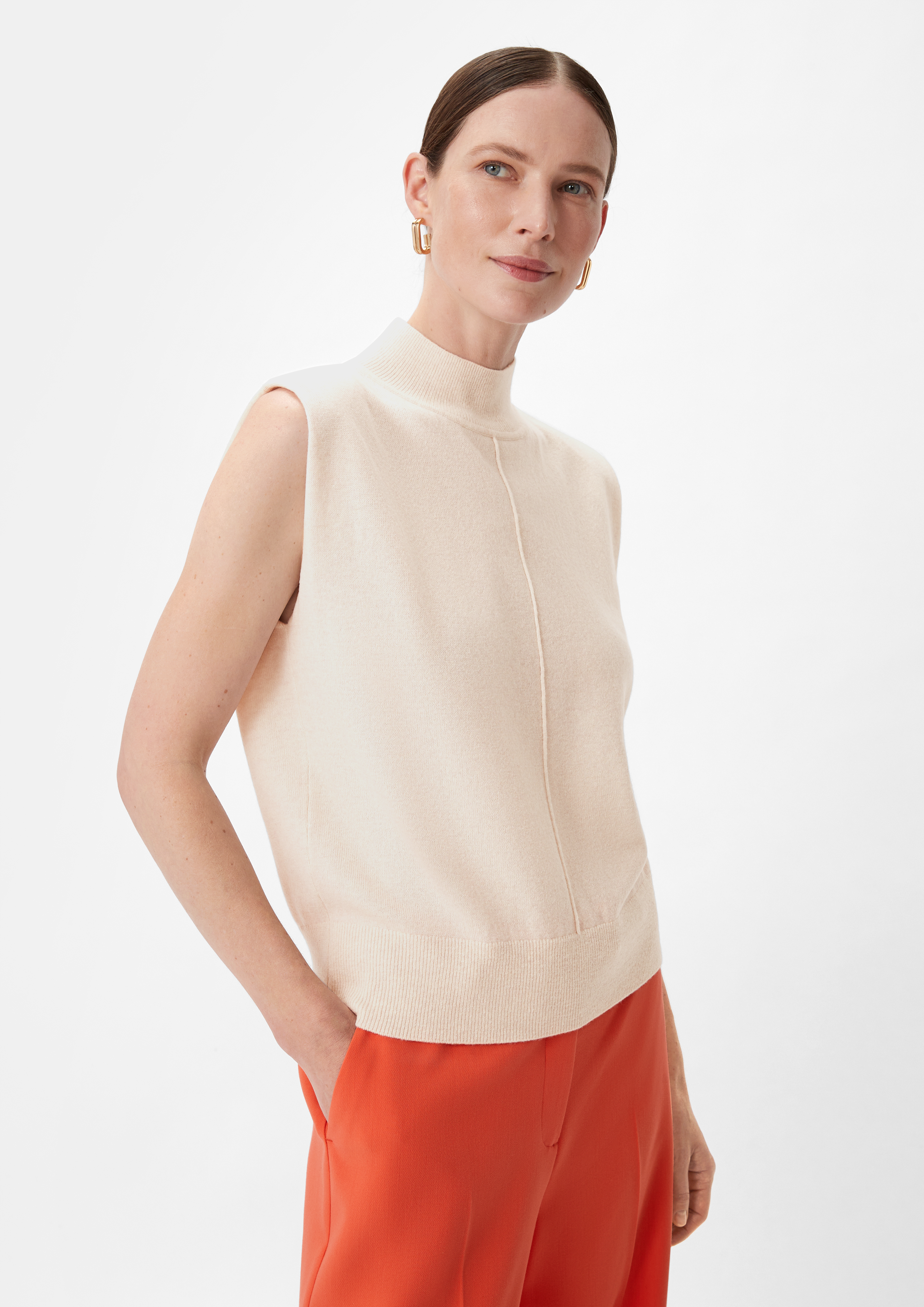 Stricktop mit Kaschmir und leichten Schulterpolstern - helles beige