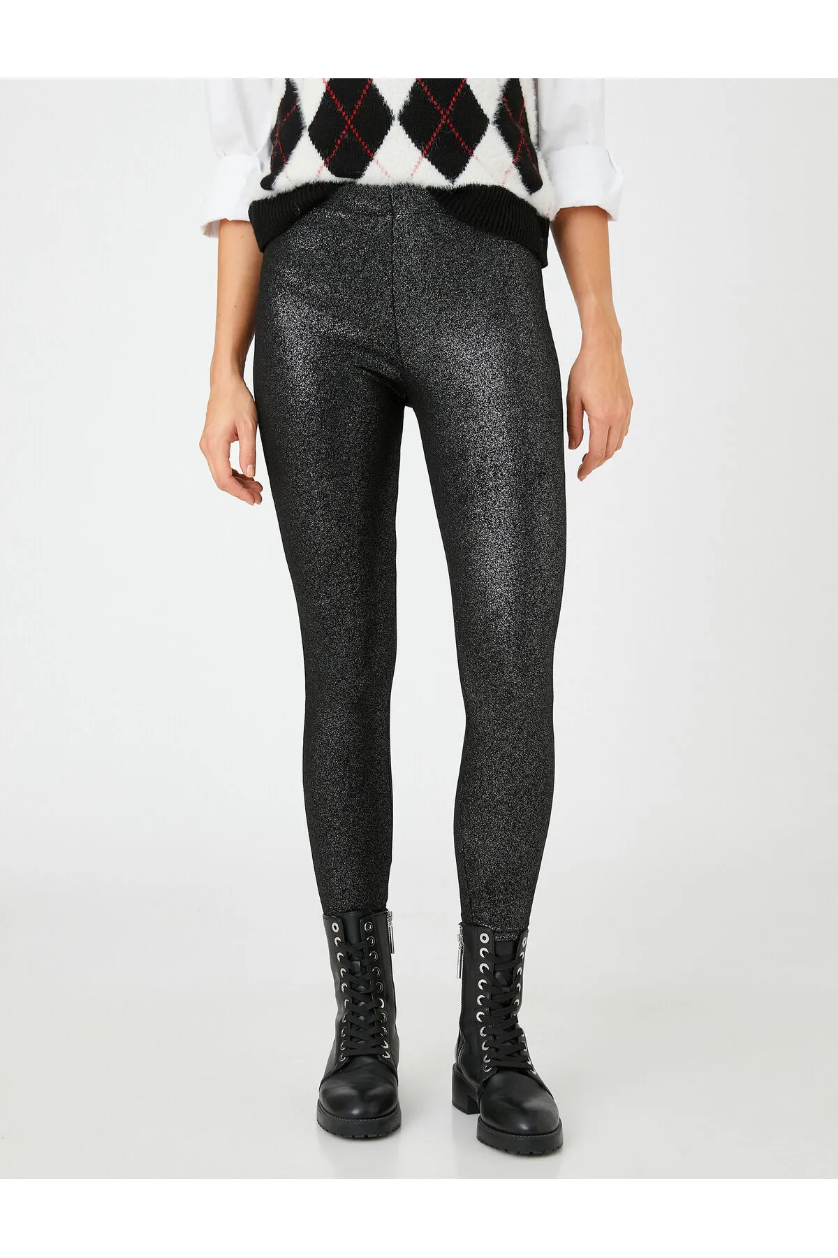 Koton  Glitzernde Strumpfhose mit normaler Taille