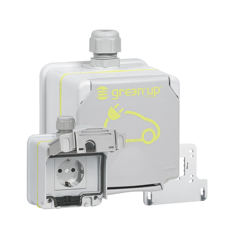 Green' Up Steckdose 090470DE für Elektrofahrzeuge & Plug-in-Hybridfahrzeuge von Legrand - ATU