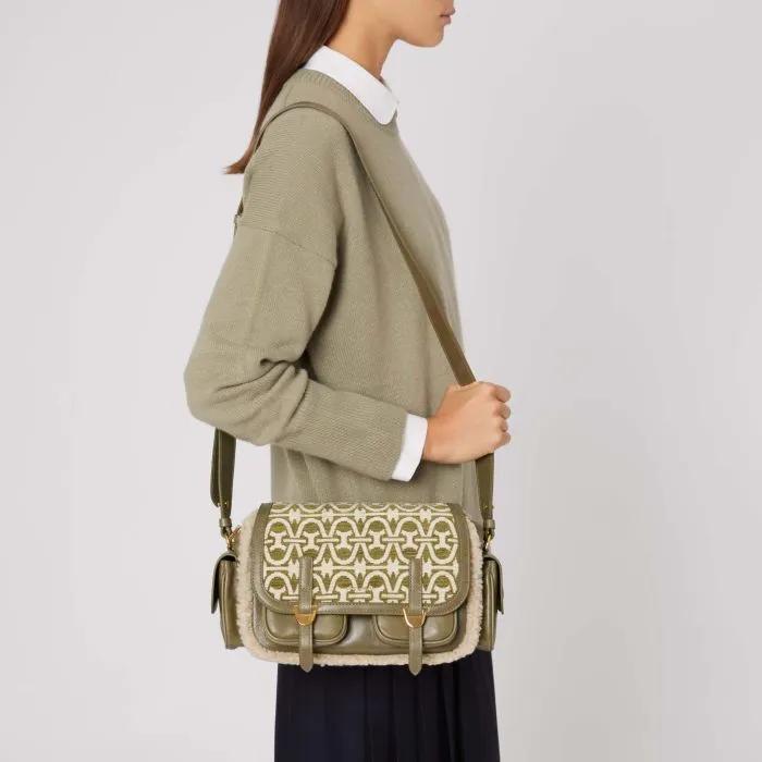 Coccinelle Campus Multimaterial Winter Monogram Medium