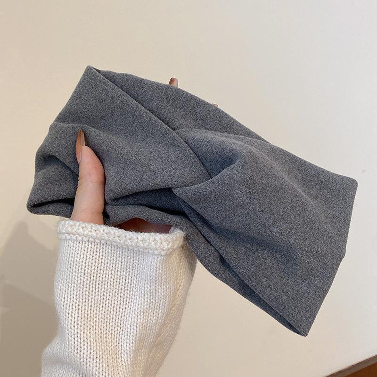 HOHEA H Haarband Winter-Stirnbänder für Damen, lila Stirnbänder, Sport-Stirnbänder, 1-tlg., Damen-Stirnband mit Schleife und Twist, Thermo-Strick-Ohr-Stirnband, wendbares Stirnband