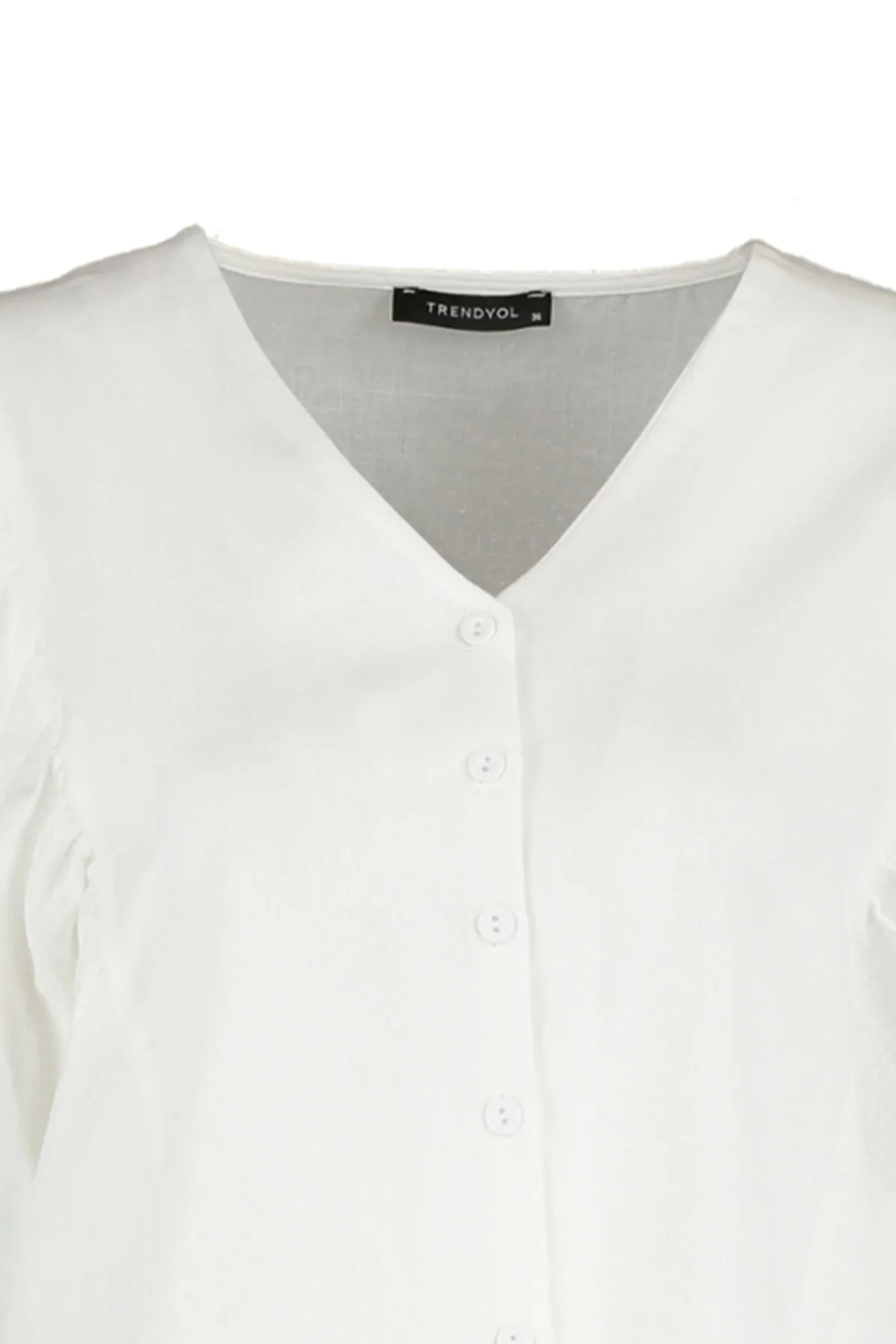 Trendyol Collection  Weißes gewebtes Hemd mit Fledermausärmeln - Regular Fit TWOSS20GO0076