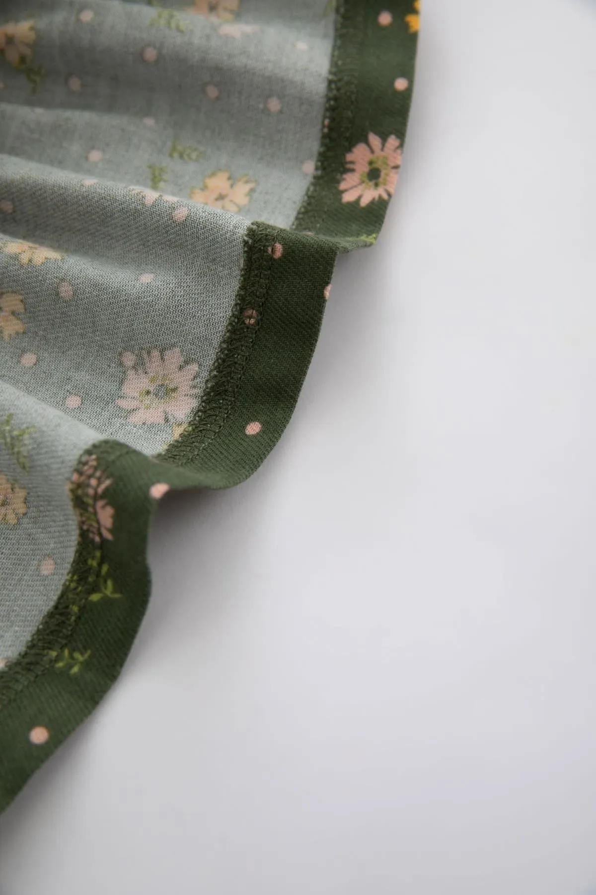 DeFacto  Geblümtes, langärmliges Twillkleid für Mädchen