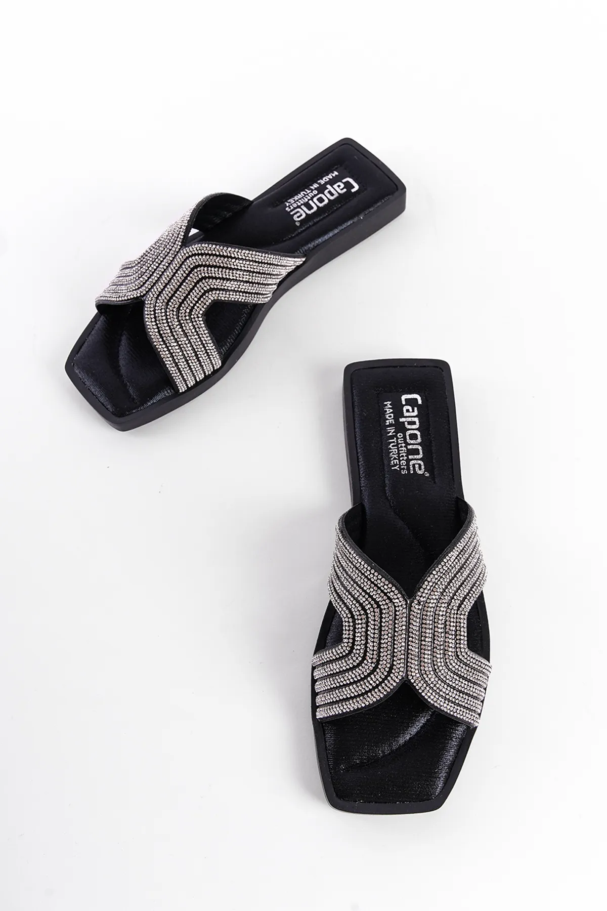 Capone Outfitters  Pantolette - Schwarz - Flacher Absatz