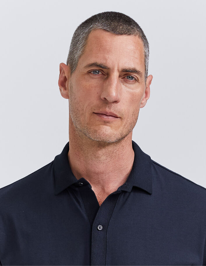 Chemise marine en maille avec bords-côtes Homme