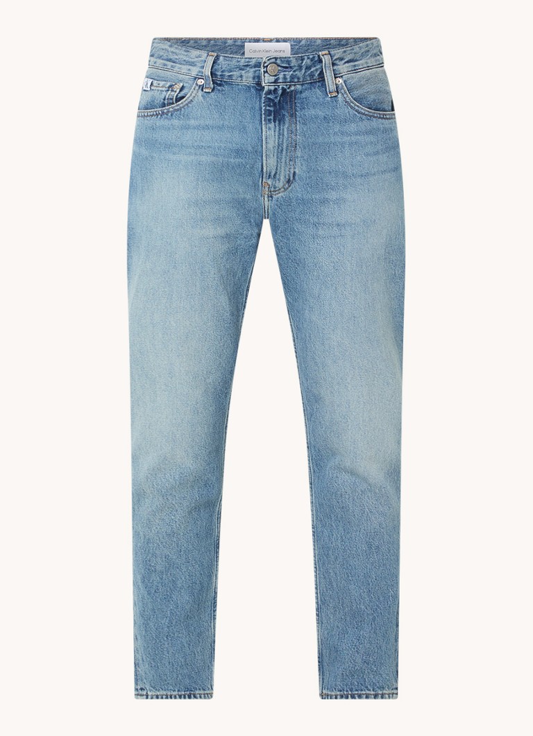 Calvin Klein slim fit cropped jeans med medium vask og sidelommer