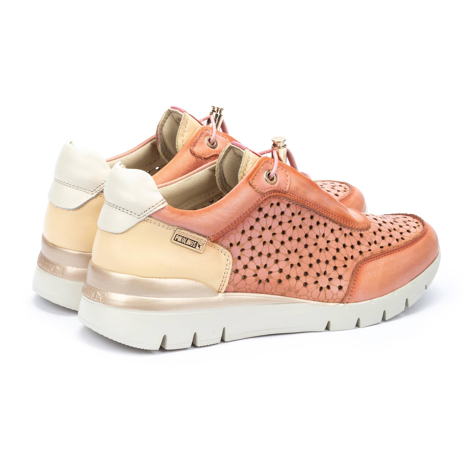 Damskie trampki ze skórzanymi detalami - PEACH