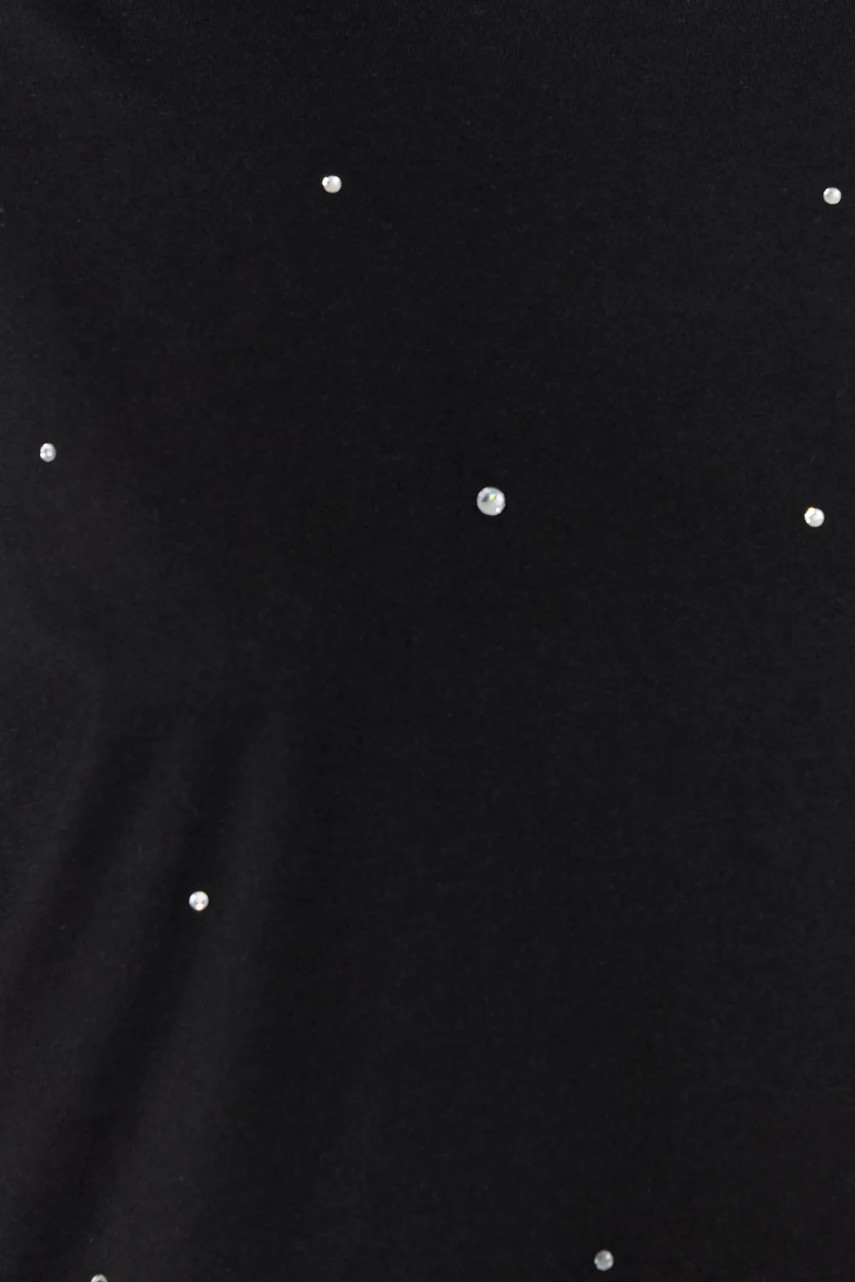 Trendyol Collection  Schwarzes Stone-detailliertes, entspanntes/weites, entspannt geschnittenes Strick-T-Shirt mit Rundhalsausschnitt TWOSS23TS00153