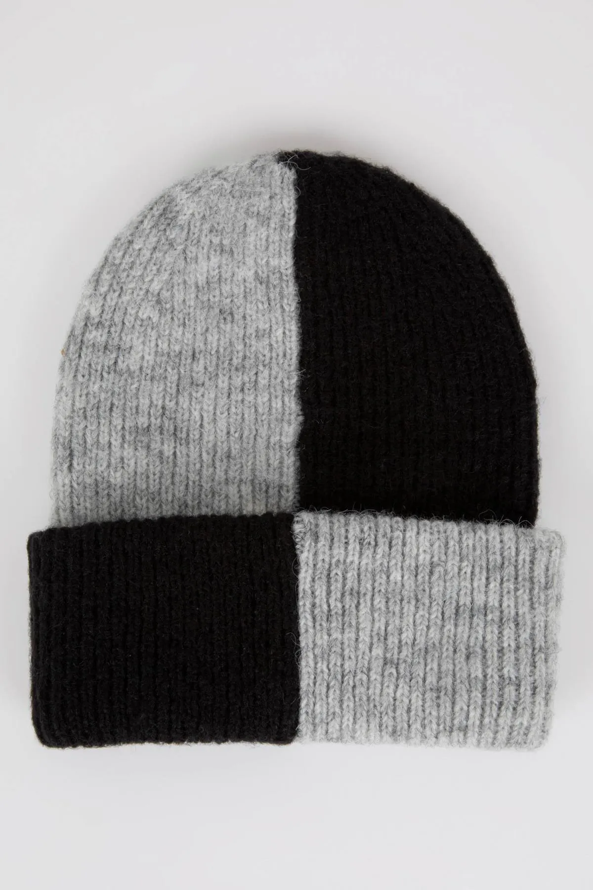 DeFacto  Gewebte, beschriftete Strickmütze für Damen