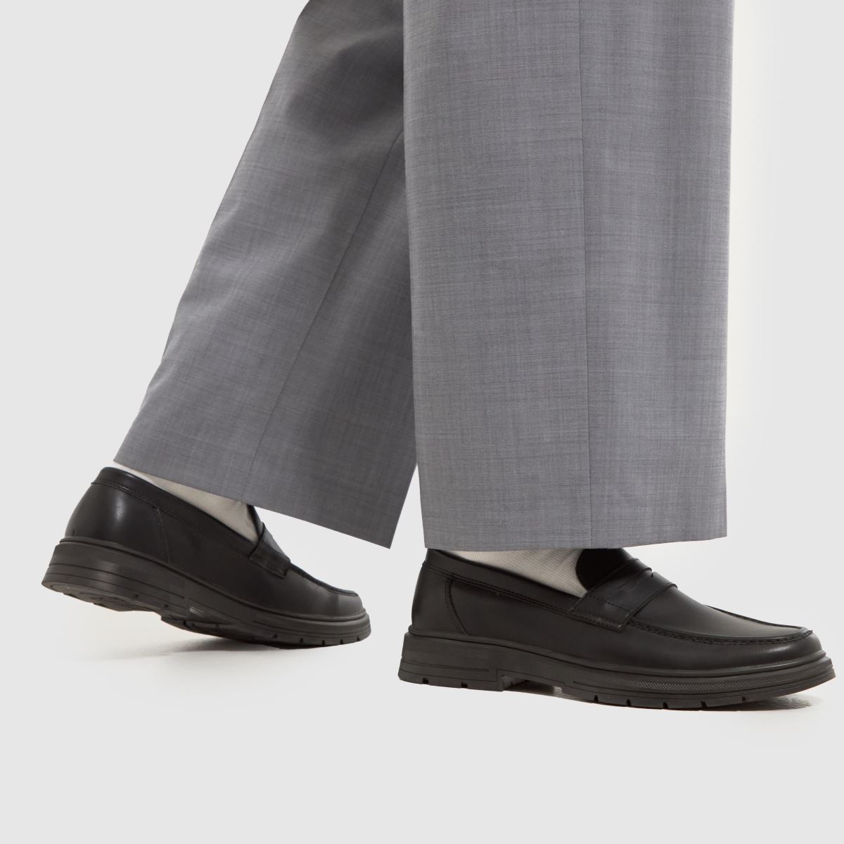 Schuh Remington mokaszin fekete színben