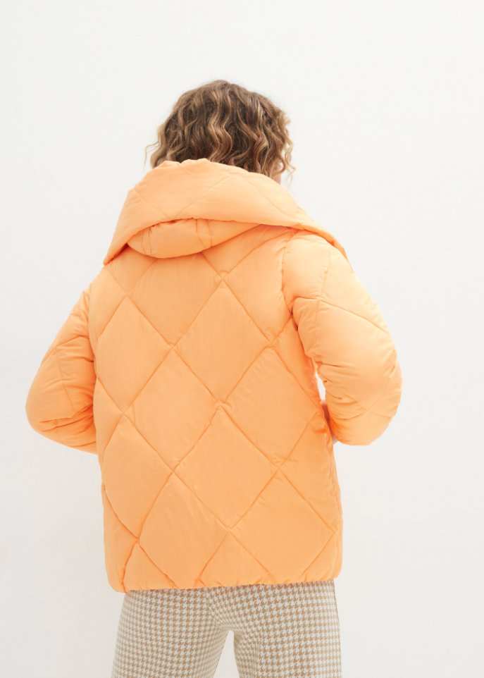 Steppjacke mit Kapuze