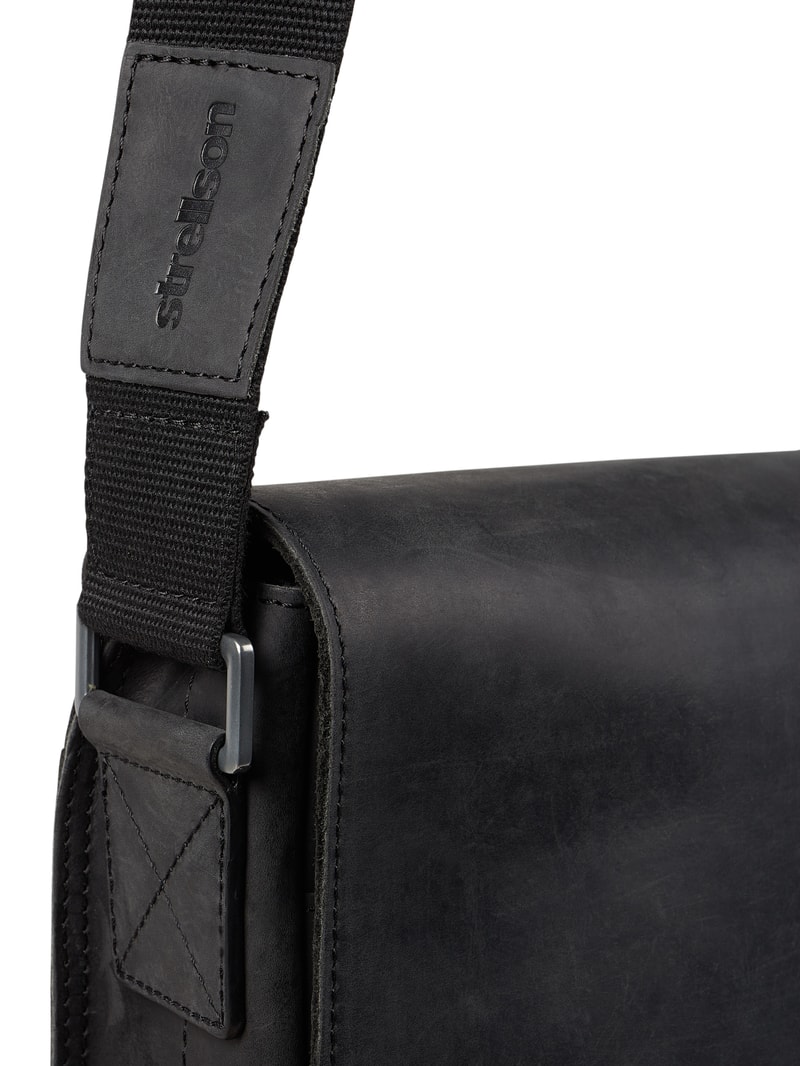 Messenger Bag aus Leder Modell 'Richmond' in schwarz