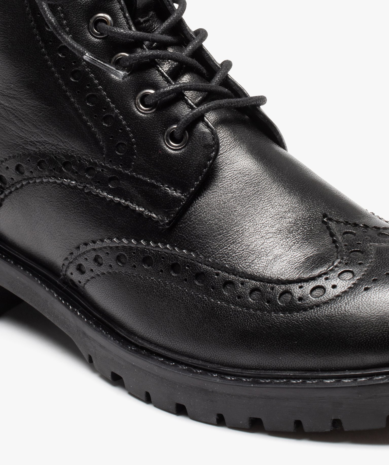 Boots femme dessus en cuir uni à bout fleuri noir | GEMO