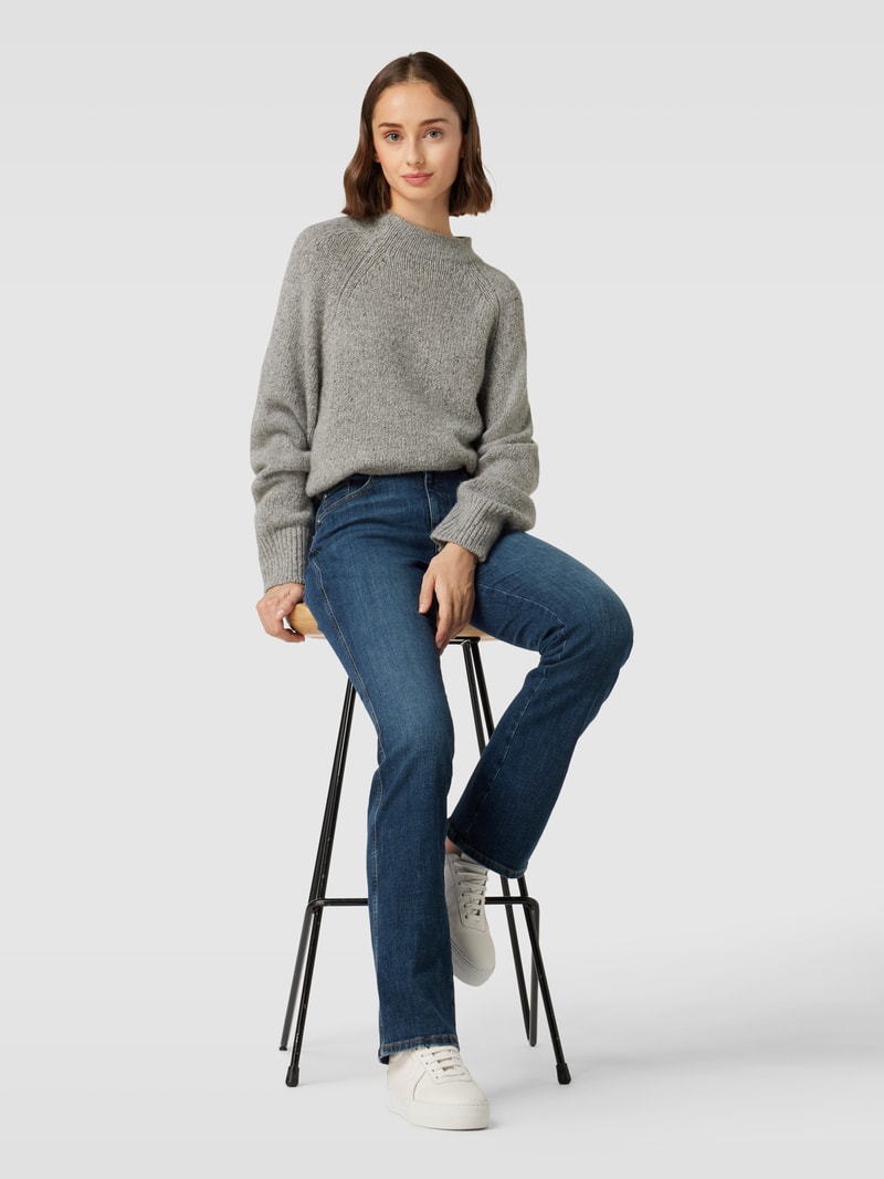 Flared Jeans mit 5-Pocket-Design Modell 'MARY' in dunkelblau
