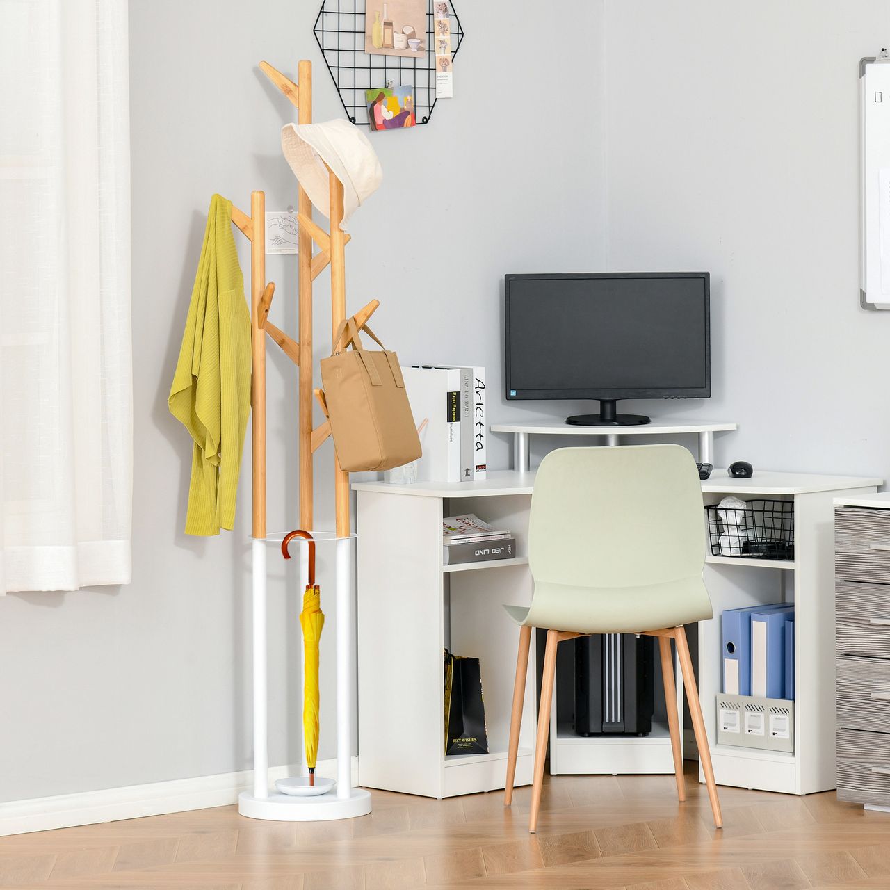 HOMCOM Garderobenständer Standgarderobe Kleiderständer mit 12 Haken moderner Schirmständer für den Flur Wohnzimmer Metall Bambus Natur Weiß 30,5 x 30,5 x 174,5 cm