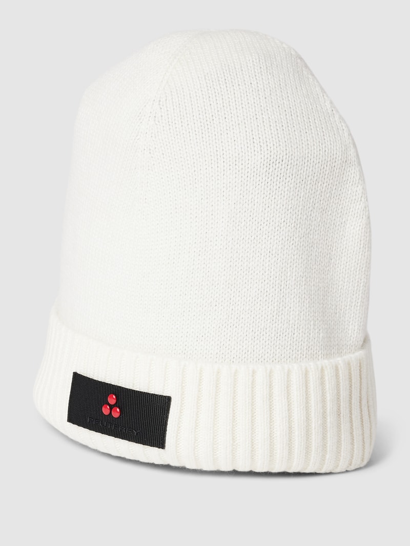 Beanie mit Label-Patch Modell 'Silli' in weiß