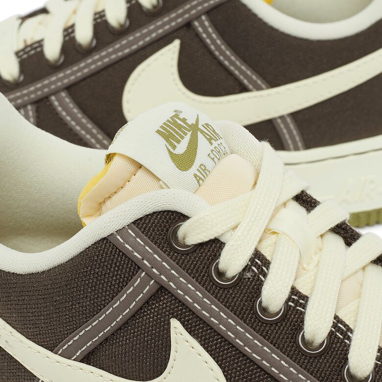 NIKE Wmns Air Force 1 '07 PRM 
