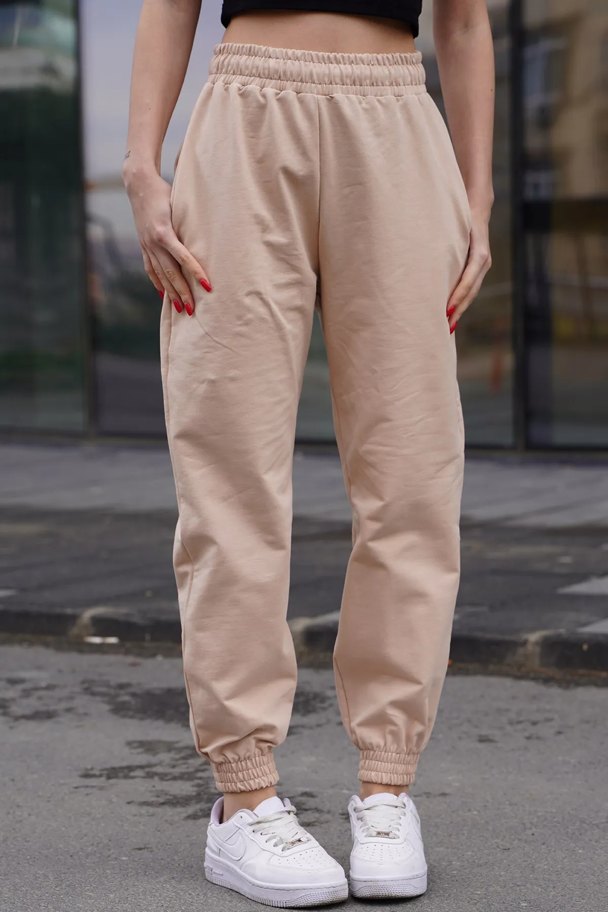 Madmext  Beige Comfort Fit Basic-Jogginghose Mg1635