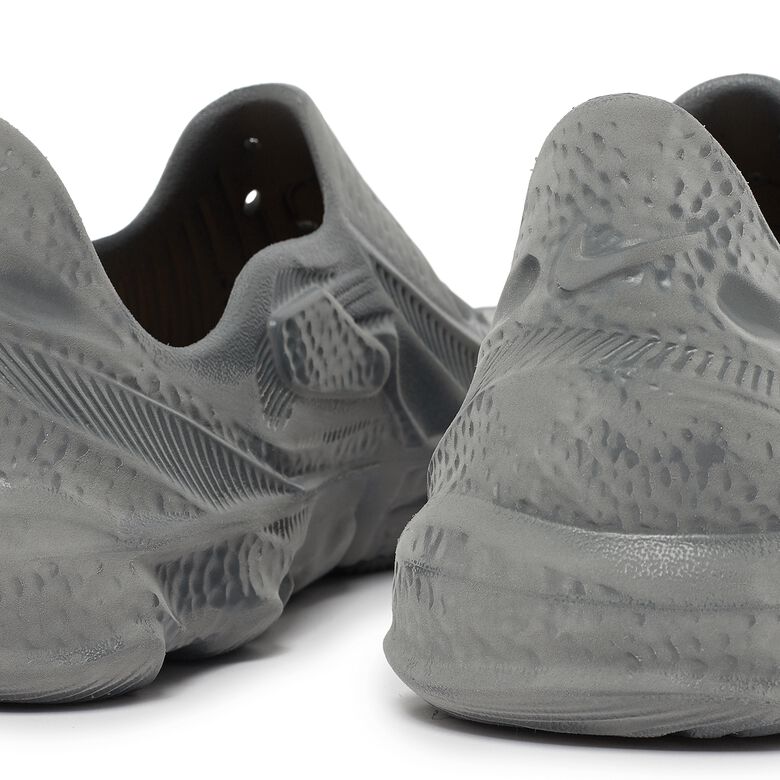 NIKE ISPA Universal smoke grey/smoke grey