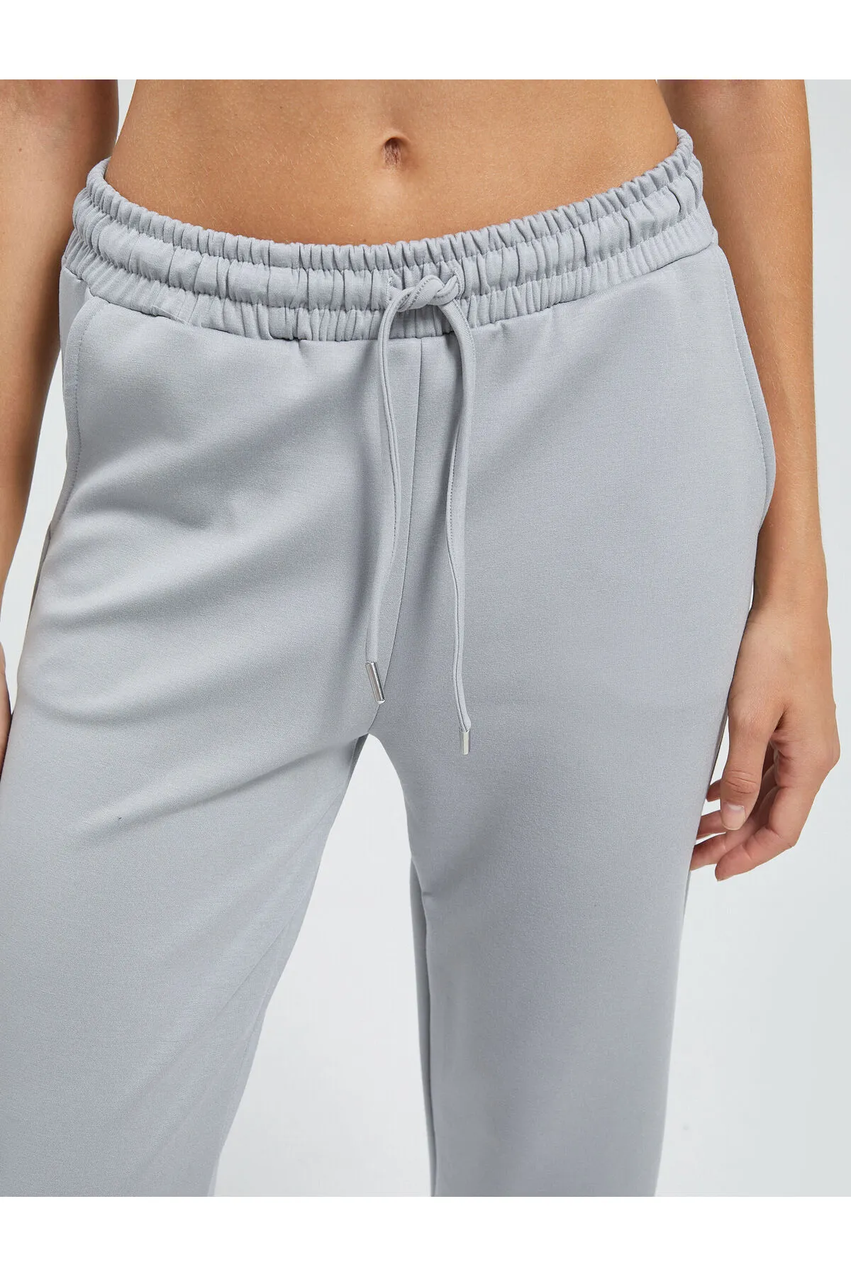Koton  Jogger-Sport-Jogginghose aus Modalstoff mit hoher Taille und detaillierten Taschen