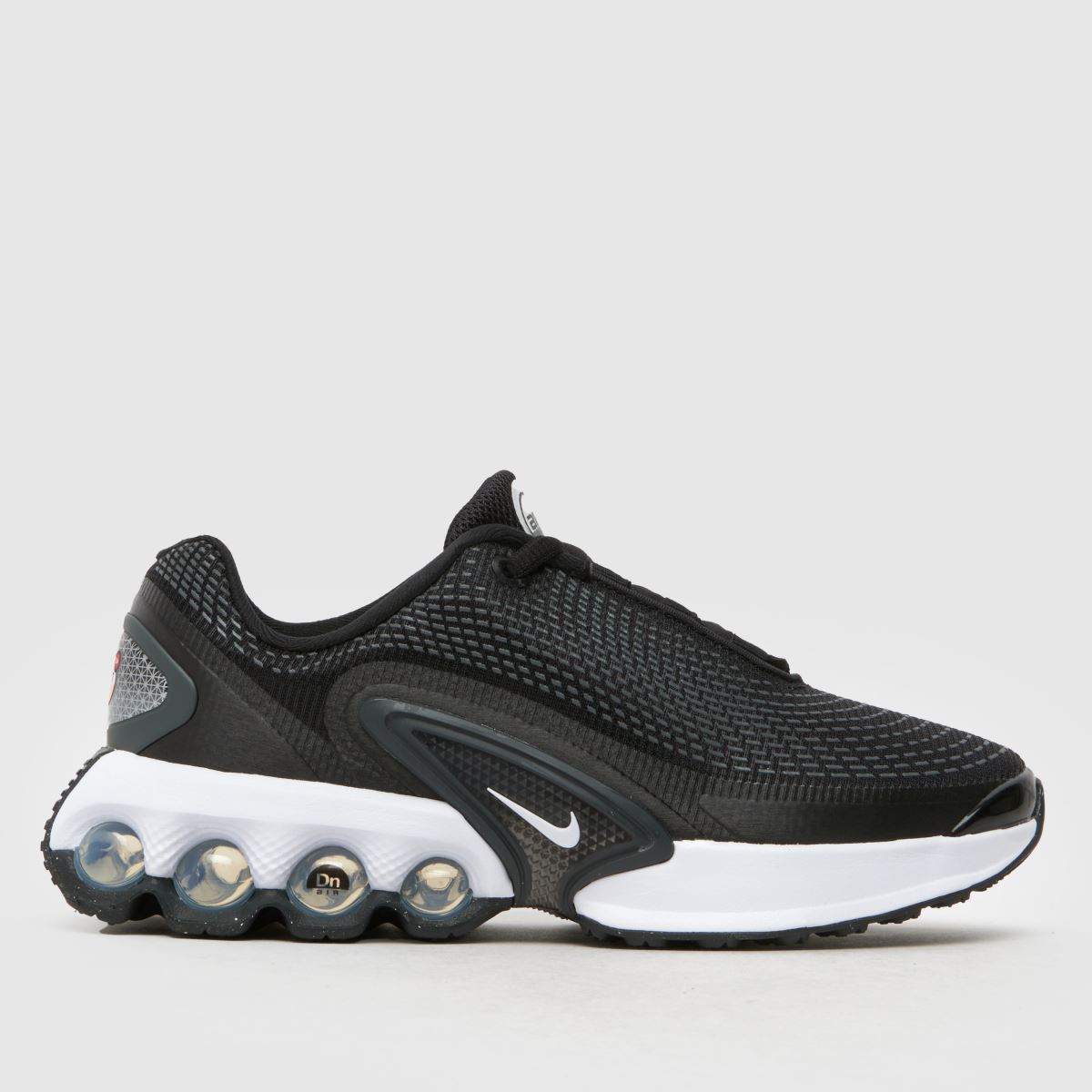 Črno-beli športni copati Nike Air Max dn Youth