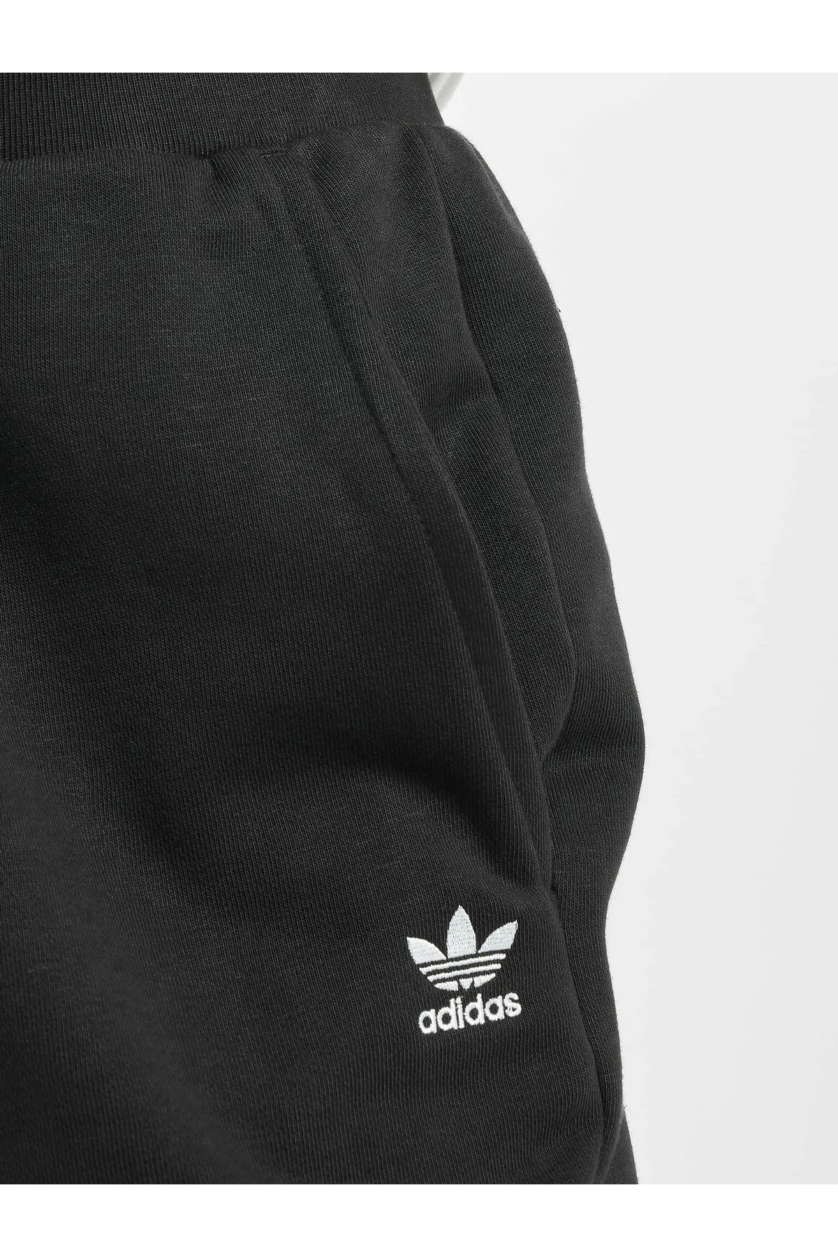 adidas  Jogginghose - Schwarz - Straight