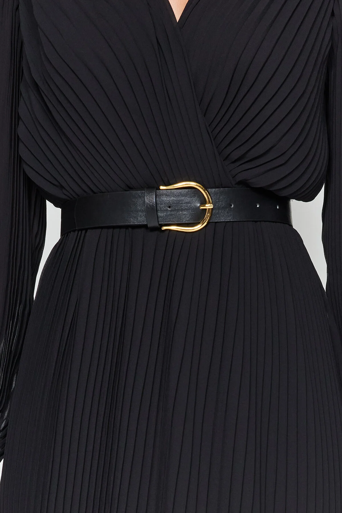 Trendyol Collection  Schwarzes A-Linien-Plissee-Maxikleid aus gewebtem Chiffon mit Futter TWOAW24EL00471