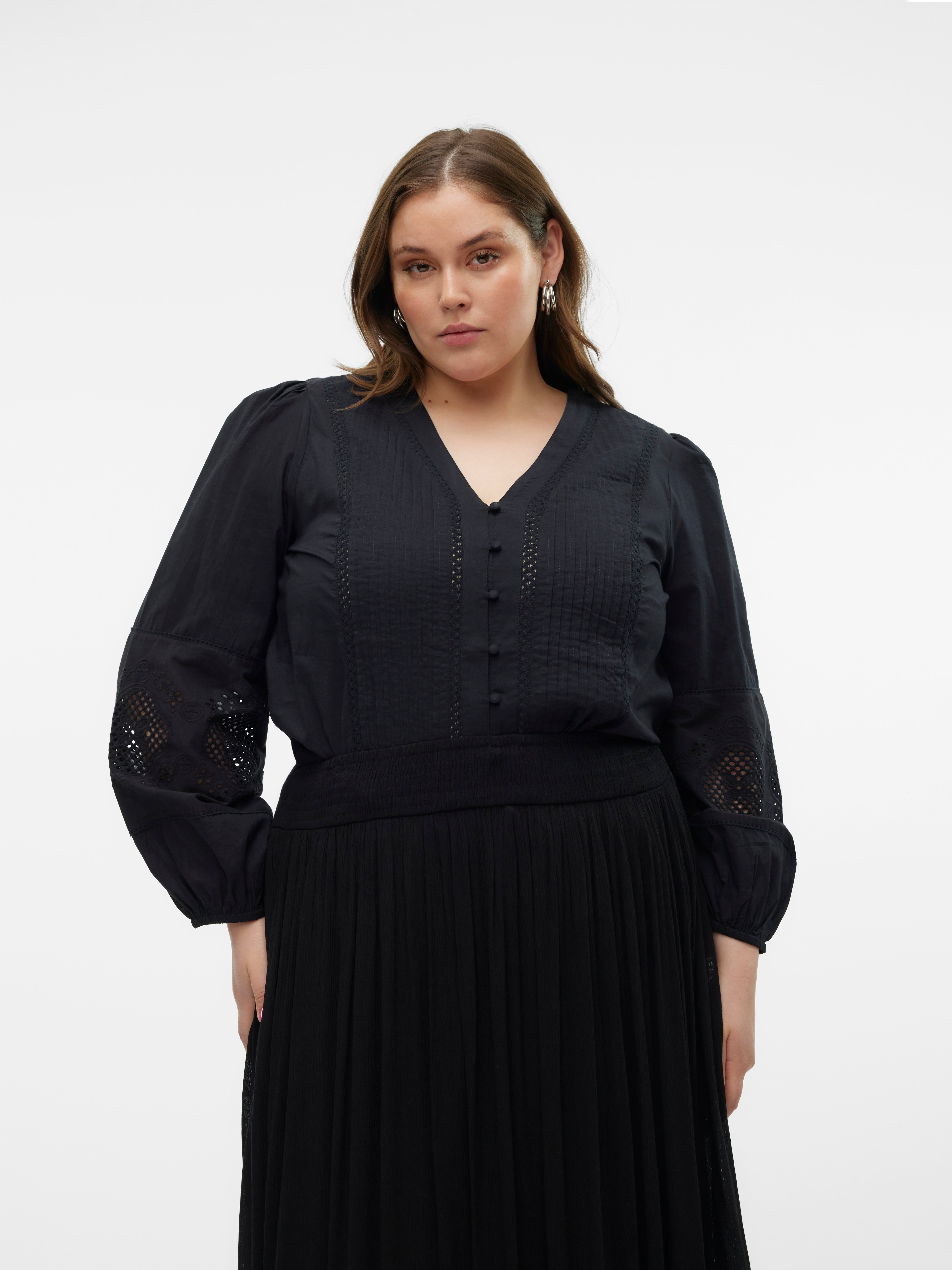 VMCJAMILLA Top