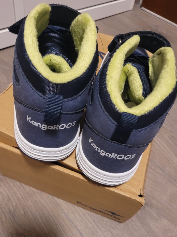 Kangaroos Sneakers 