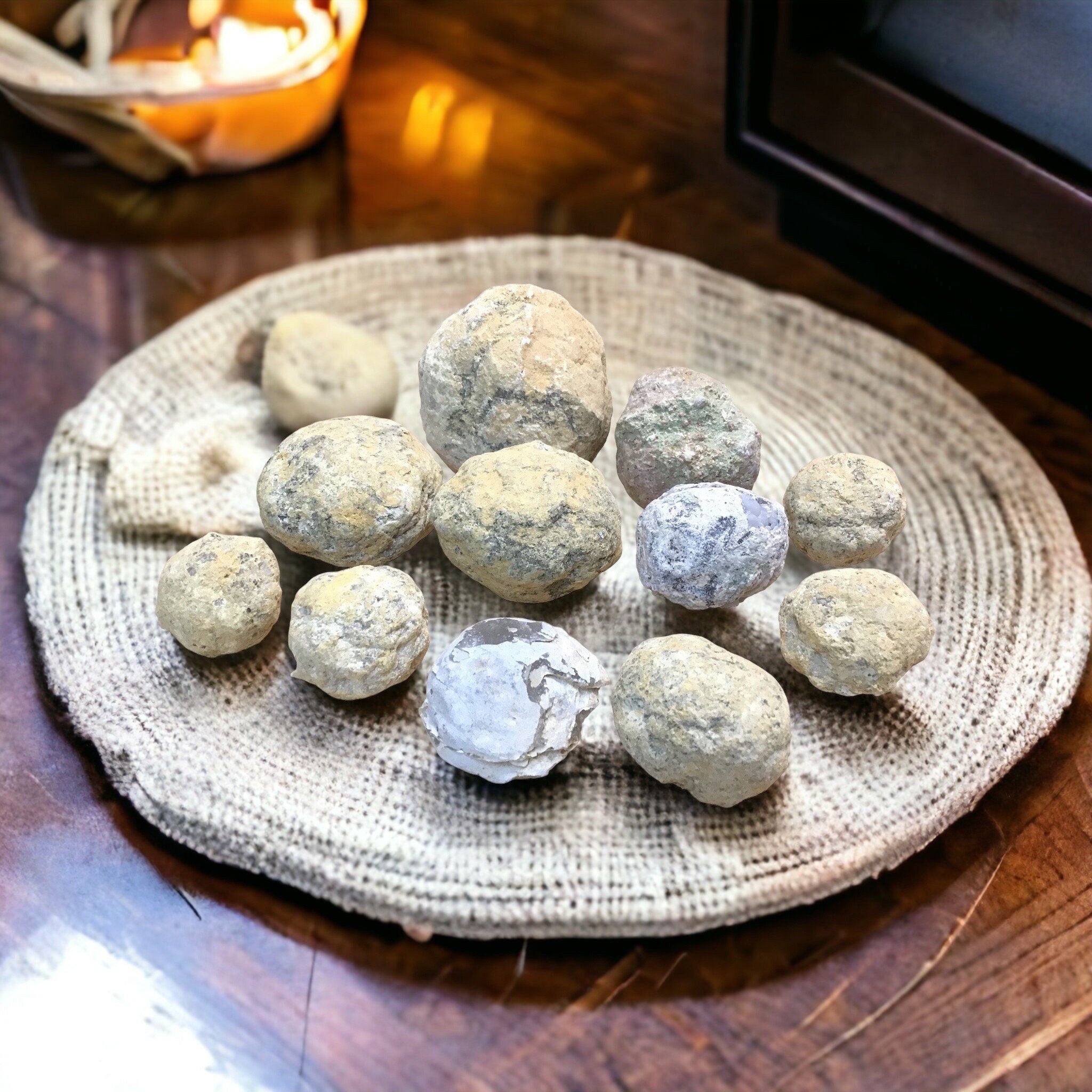 Steinfixx® Mineralstein Geodensammlung aus aller Welt 13 teilig zum selber aufbrechen, (1 Set, 1-St., Geoden verschiedener Größen und Arten), Geoden zum selber aufbrechen, naturbelassen im Set 13 Teile
