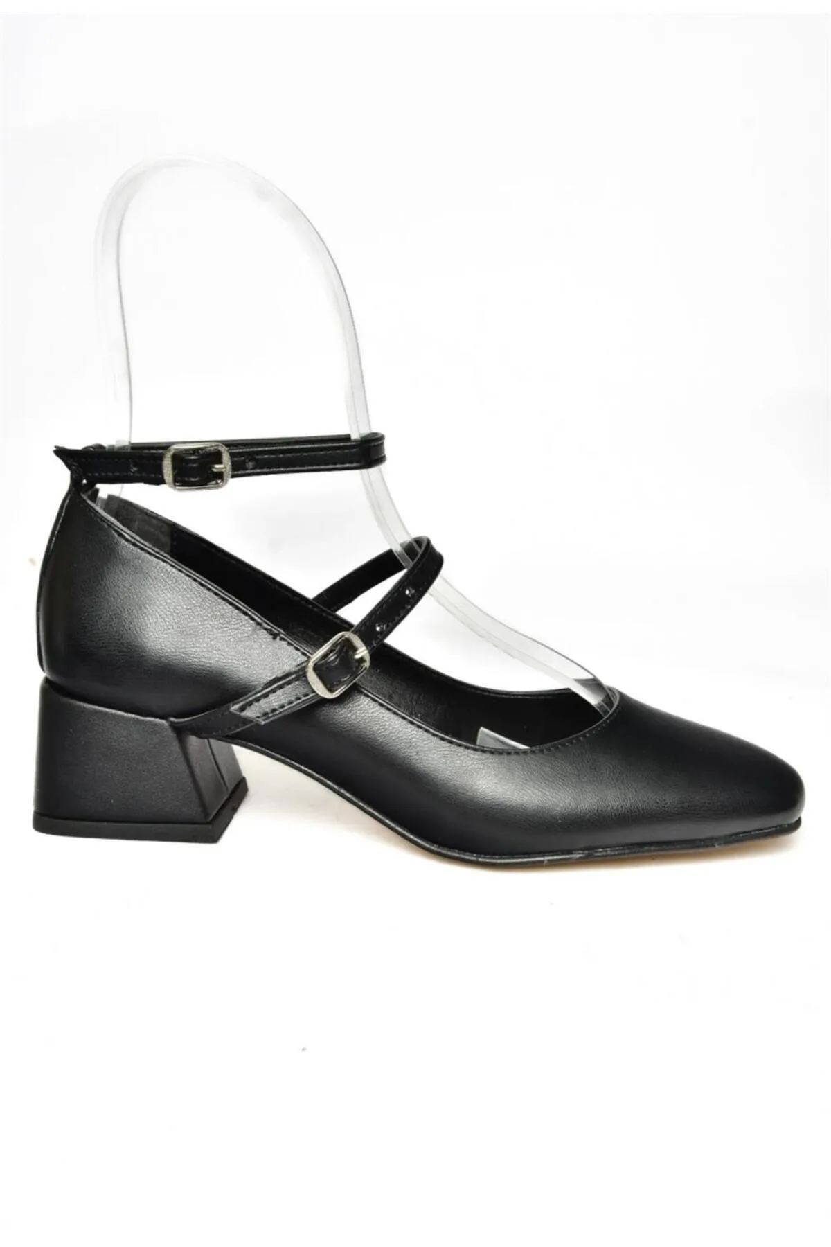 Fox Shoes  R654037209 Schwarze Damenschuhe mit dicken Absätzen