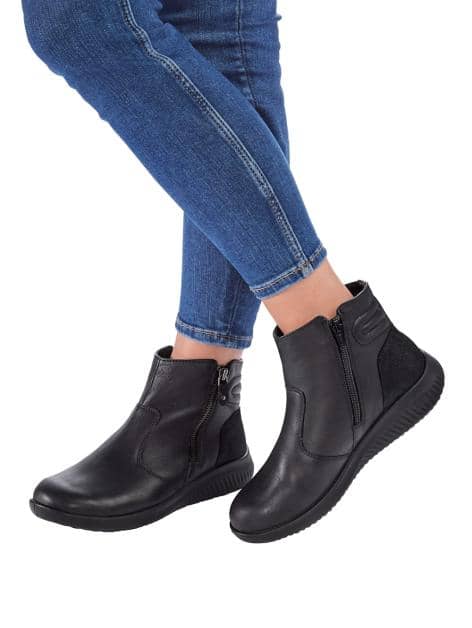 Stiefelette mit Lammfellfutter
