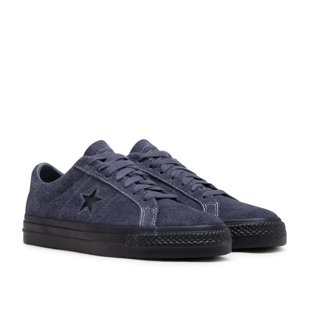 Converse One Star Pro Suede A04610C / schwarz