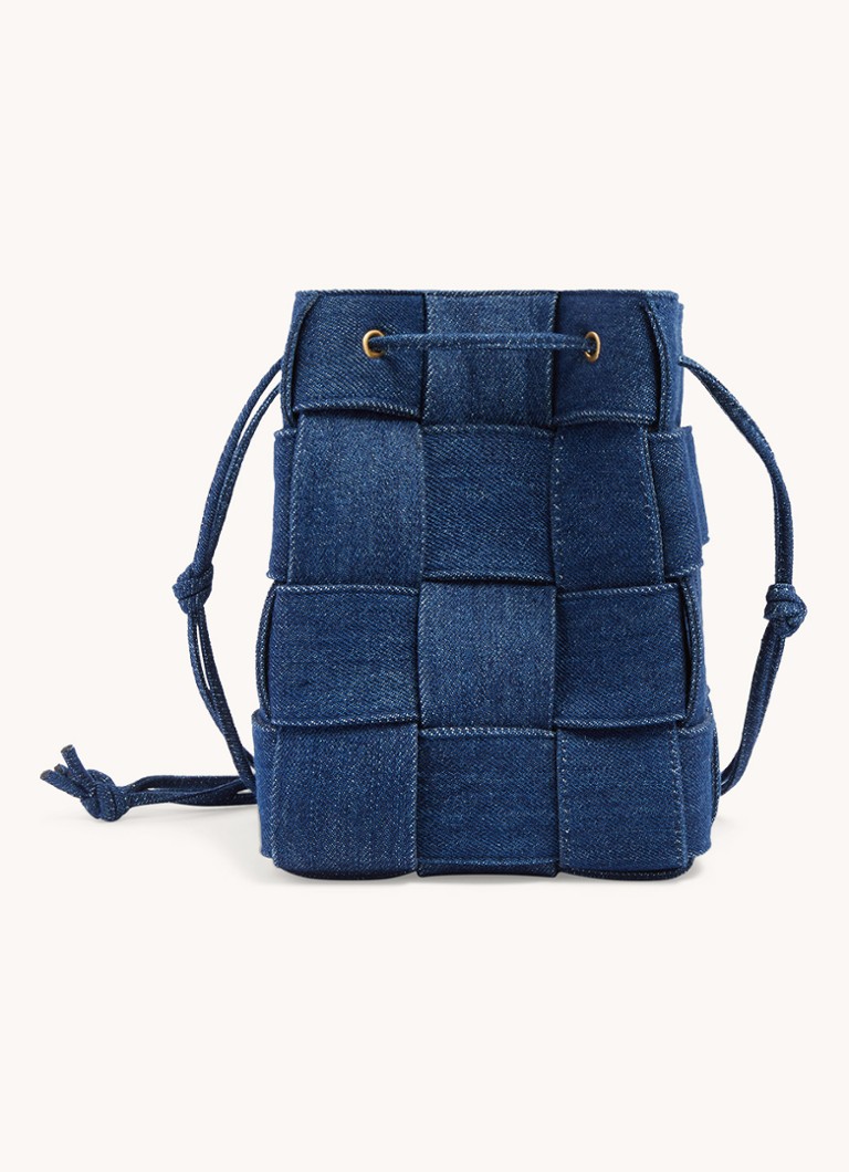 Bottega Veneta Kis Cassette Bucket farmer crossbody táska