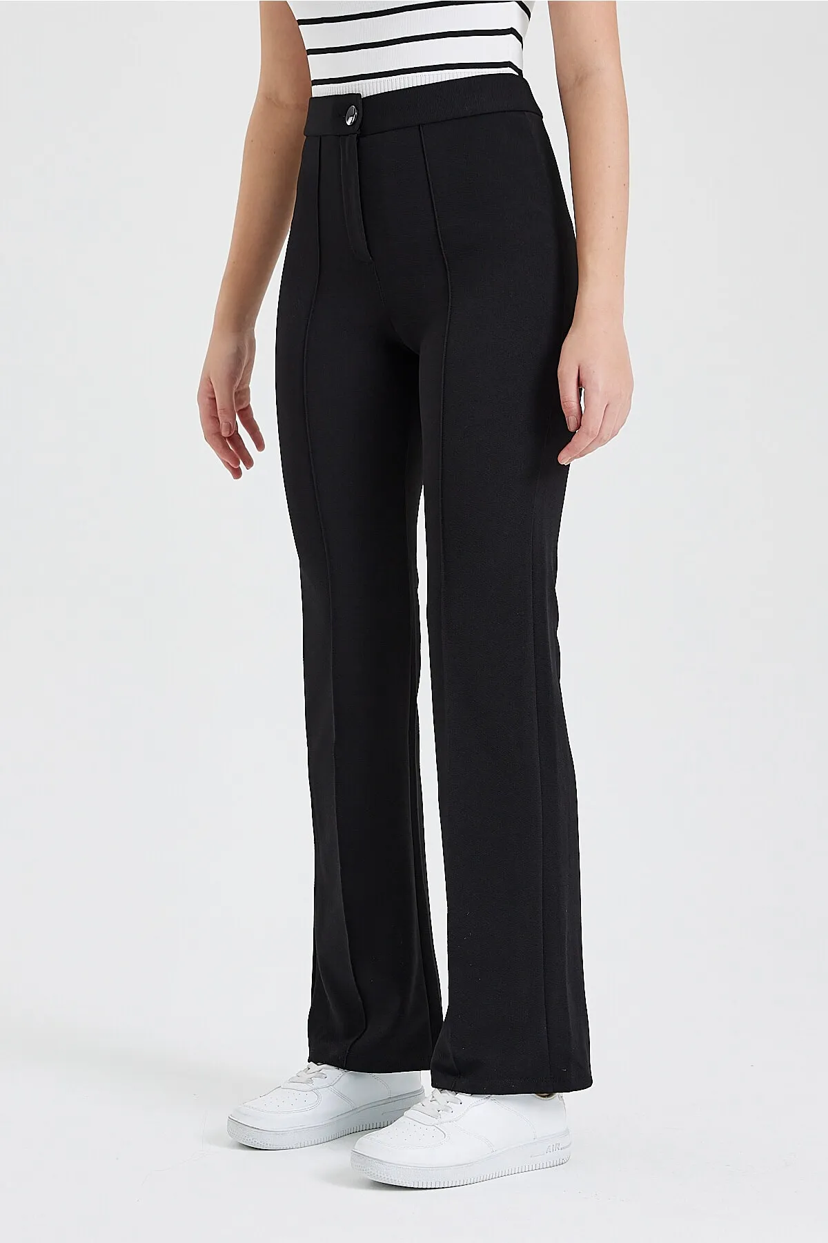 macharelbasic  Schwarze Palazzo-Hose mit hohem Bund und schmaler Passform und ausgestelltem Bein für Damen