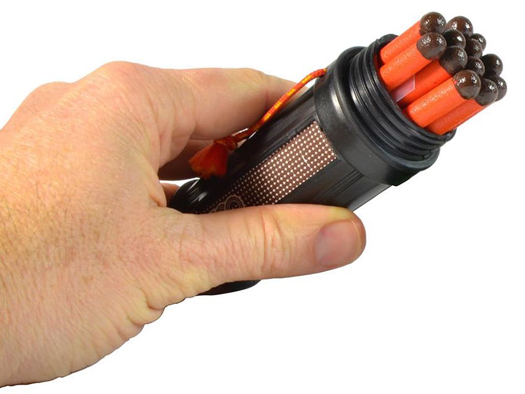 UCO Titan Stormproof Match Kit