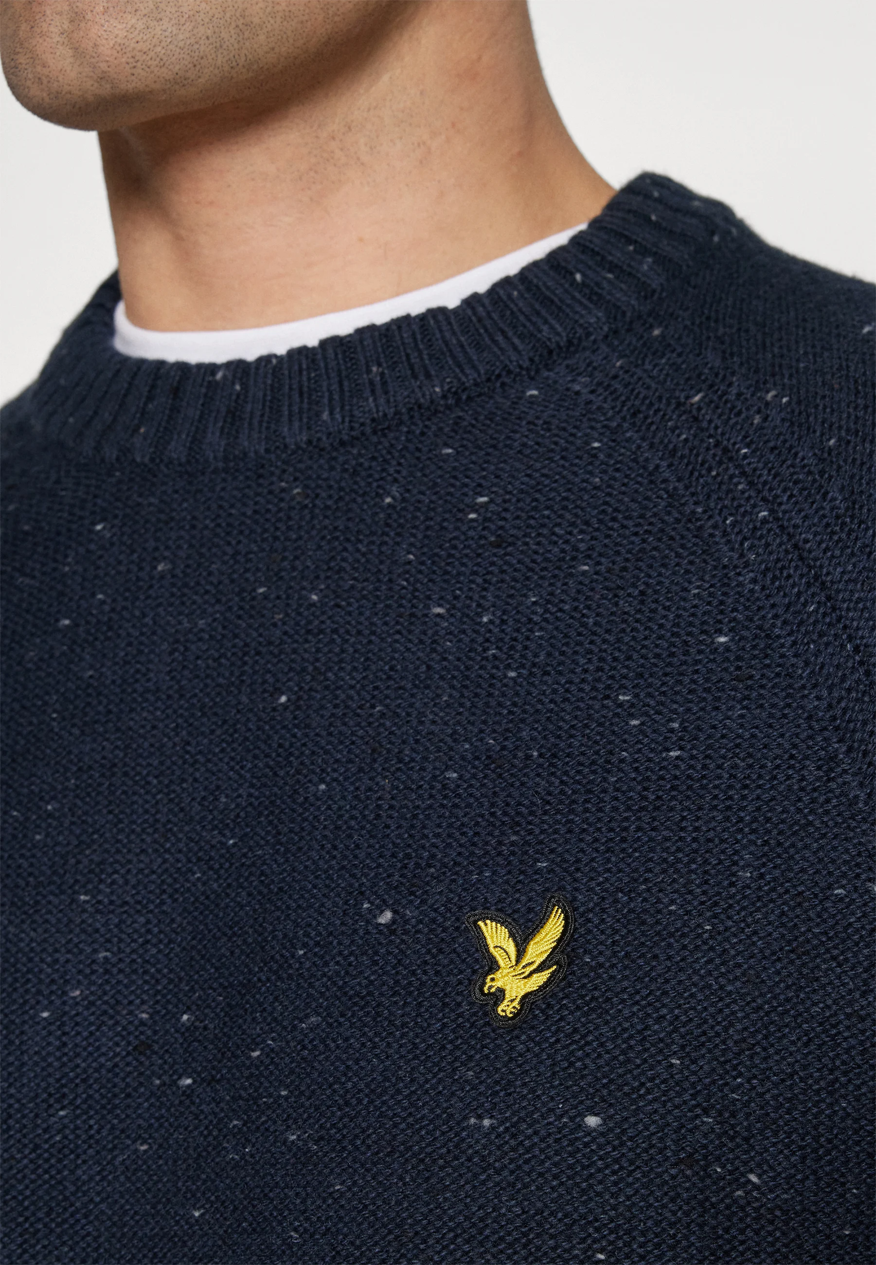 Suéter de cuello redondo raglán Donegal de Lyle & Scott